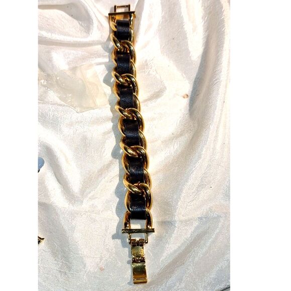 Anne Taylor Women's Bracelet Gold Tone Chain Black Faux Leather Mob Wife - Picture 1 of 6
